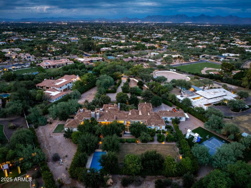 MLS - 8305 N 50th St - Paradise Valley,