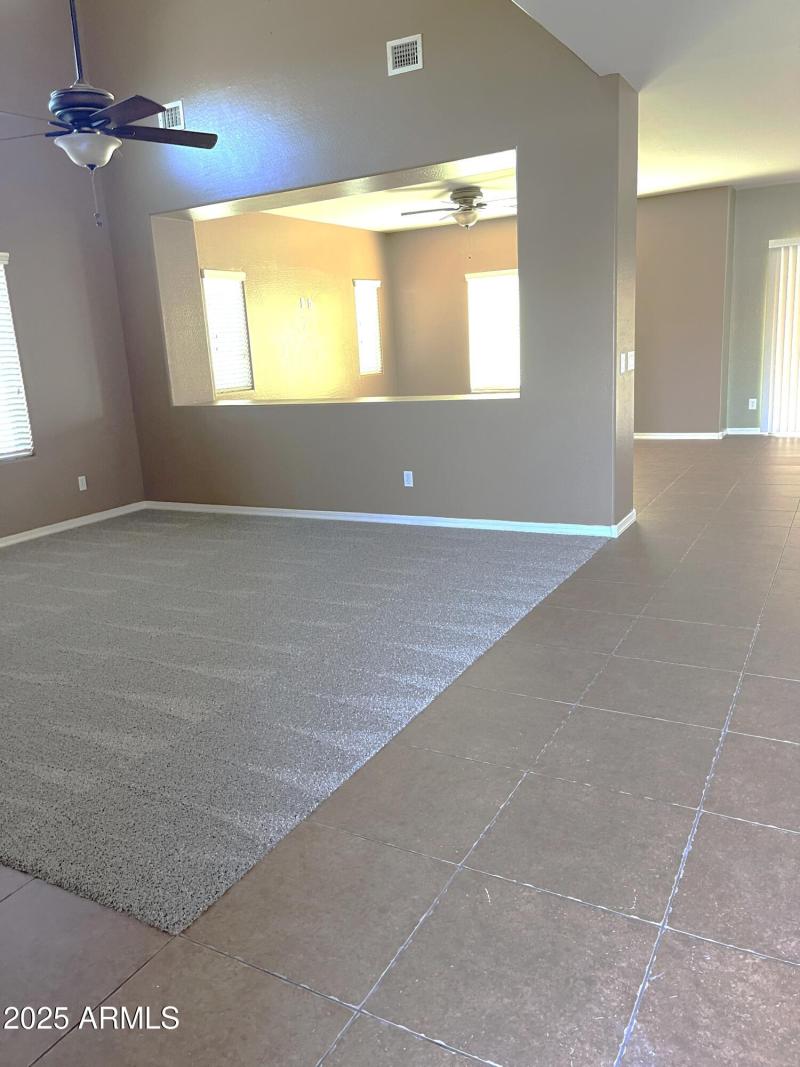 20251017_205943928_iOS