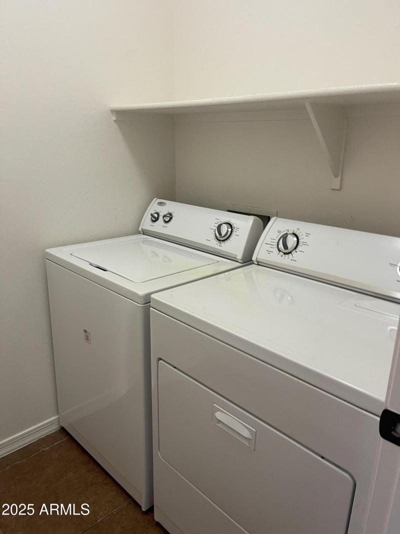 20251017_210010442_iOS