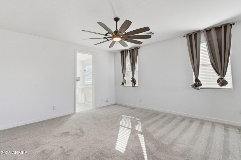 22-web-or-mls-Raymond-22