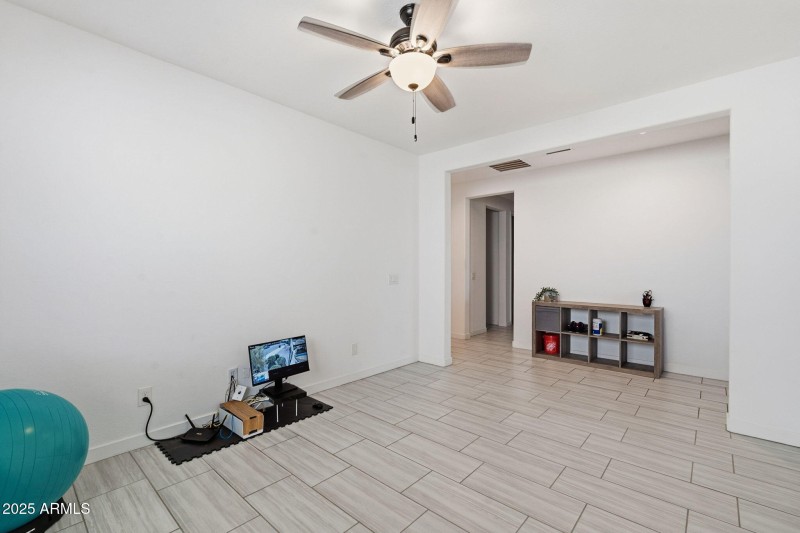 37-web-or-mls-Raymond-37