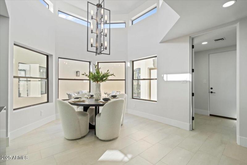 BREAKFAST NOOK TOWARD LAUNDRY