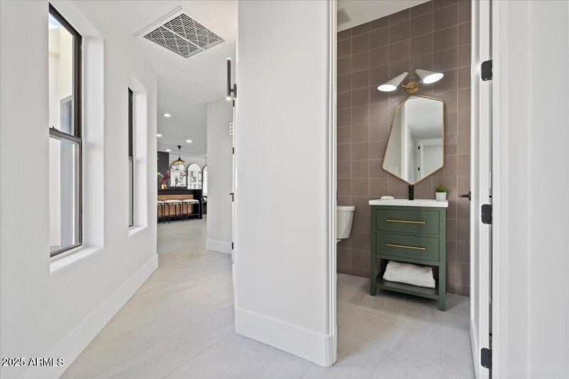 HALF BATH TOWARD KITCHEN