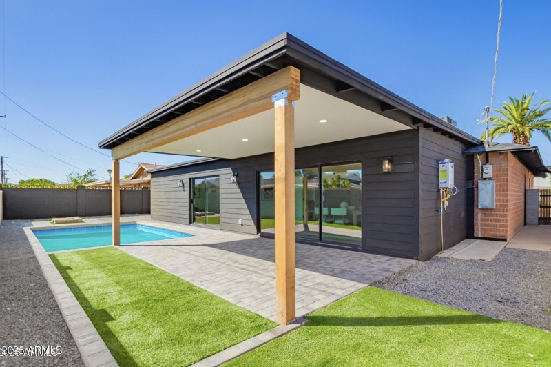 Screenshot 2025-10-20 at 12.09.14 PM