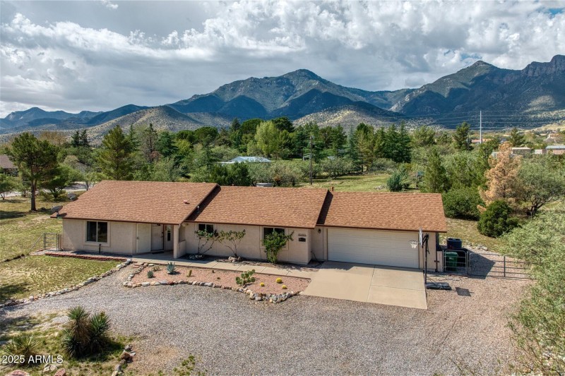 062030-7626 South Tarantula Trail