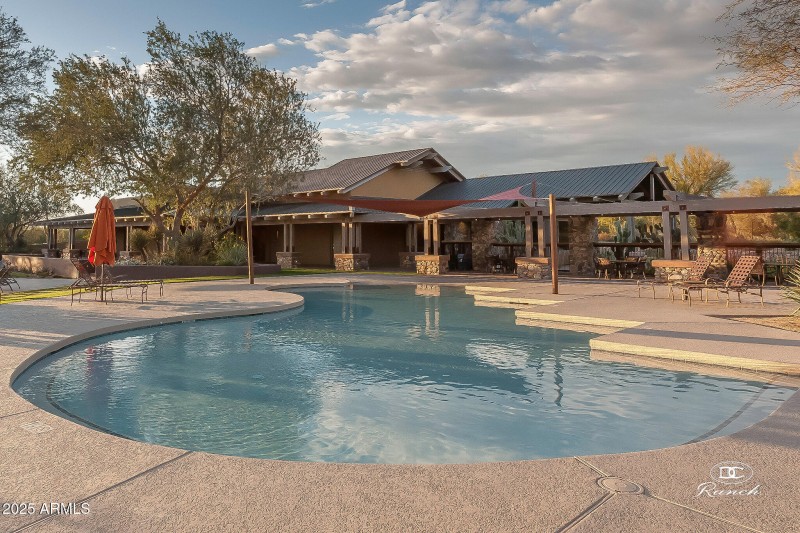 Desert Camp Cabana Pool