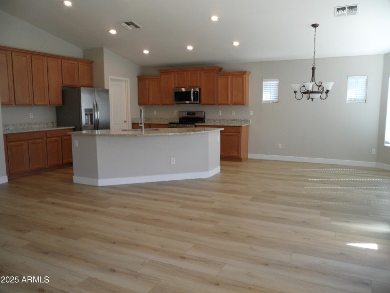 kitchen & eating area