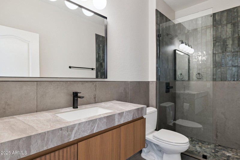 27-web-or-mls-8179-e-sierra-pinta-dr