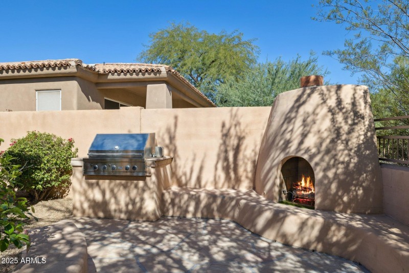 36-web-or-mls-8179-e-sierra-pinta-dr