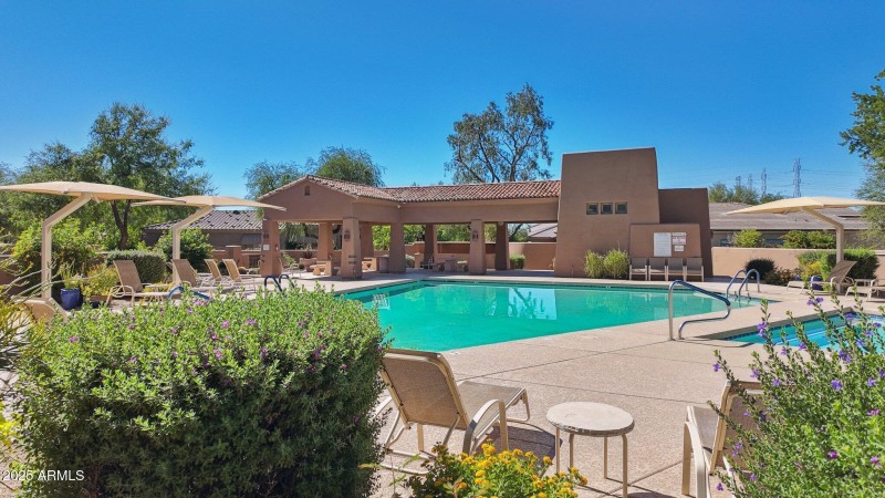 39-web-or-mls-8179-e-sierra-pinta-dr