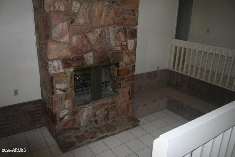 Step Down conversation pit