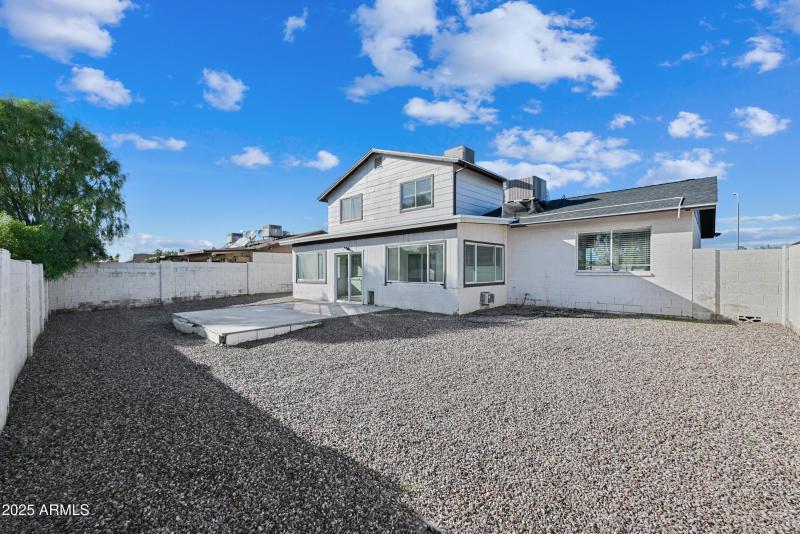 11-5761WCS-ocupix-10-17-2025