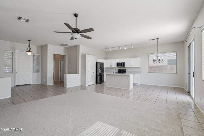 6-web-or-mls-W Ironwood St-S2010-006