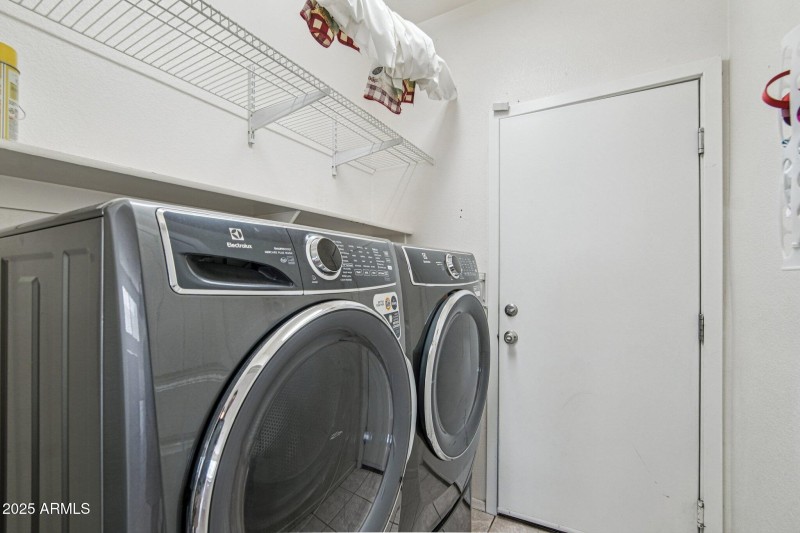 25-web-or-mls-W Ironwood St-S2010-025