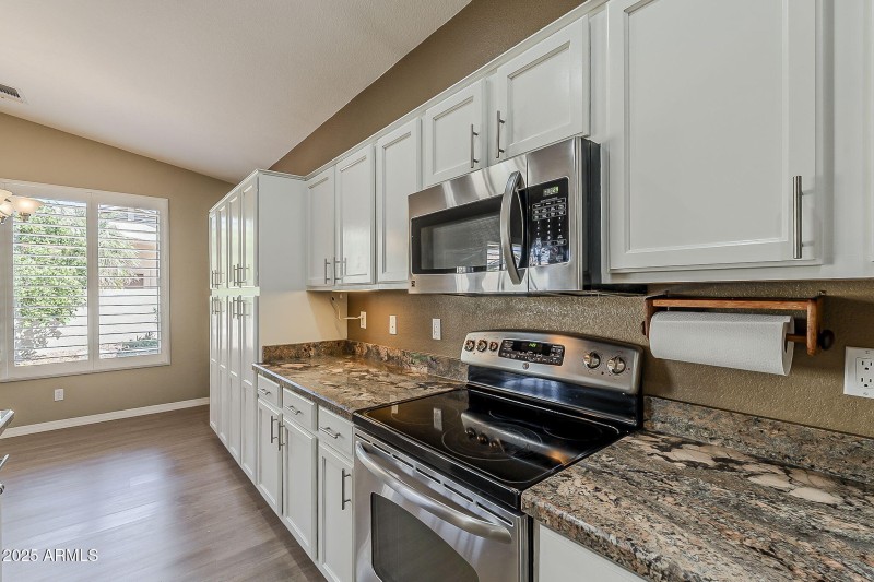 18-web-or-mls-Walnut-18