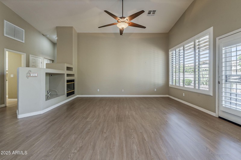 20-web-or-mls-Walnut-20