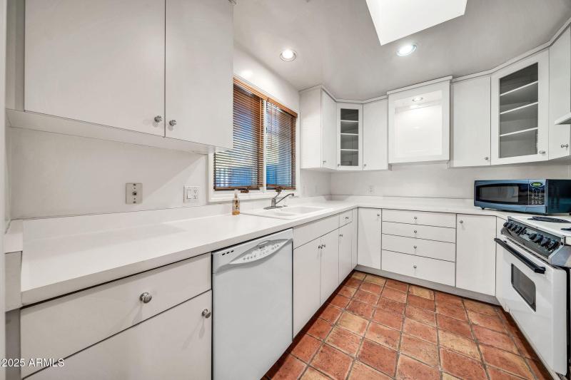 4531 E Quartz Mountain Rd-37