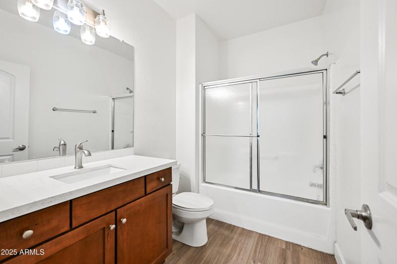 15-4608WMA1190-ocupix-