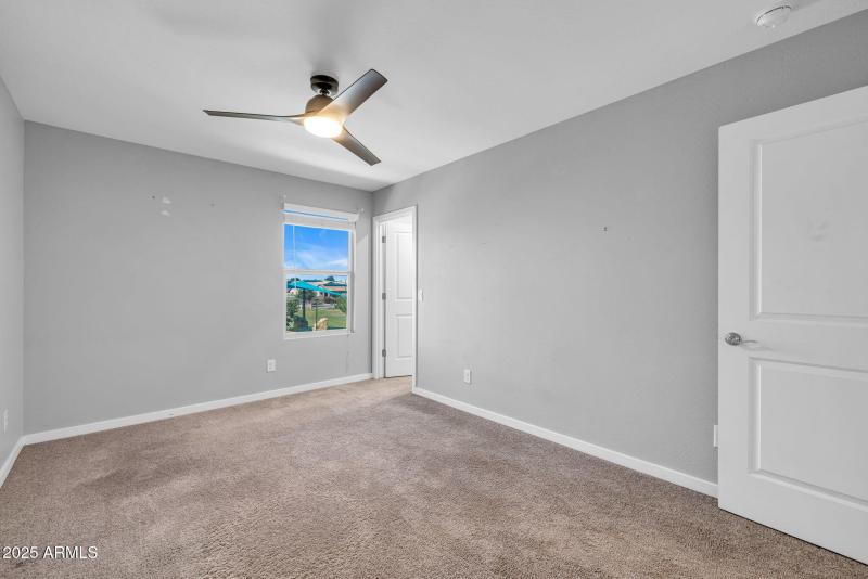 14-web-or-mls-896A1504