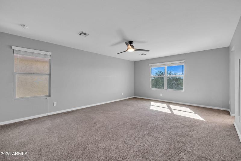 17-web-or-mls-896A1526