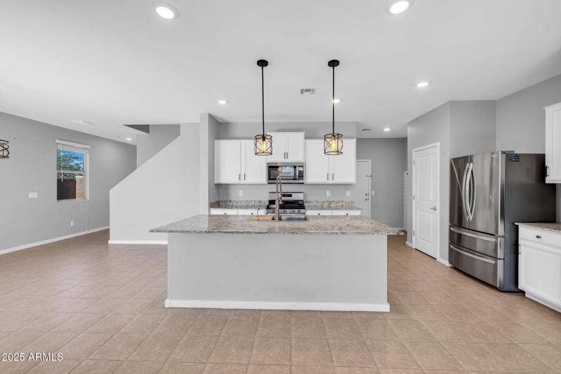 64-web-or-mls-896A1874