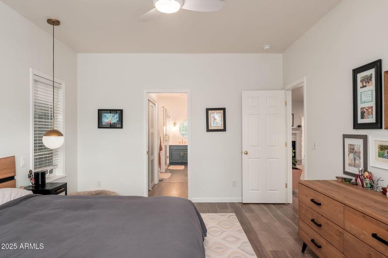 2922 N Rio De Flag Dr - 24