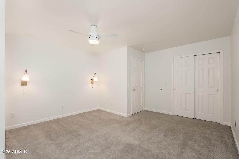 2922 N Rio De Flag Dr - 40