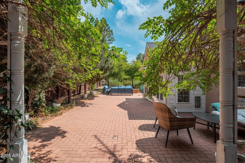 2922 N Rio De Flag Dr - 53