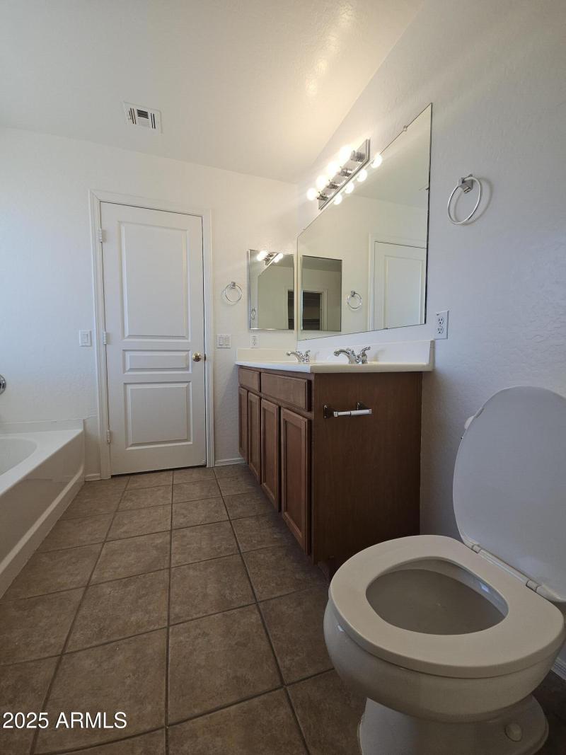 document-f0813817-5eea-4b3e-9fc0-d8117c5