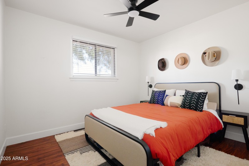 PropertyImageCo_4226N84thPl_WEB_26