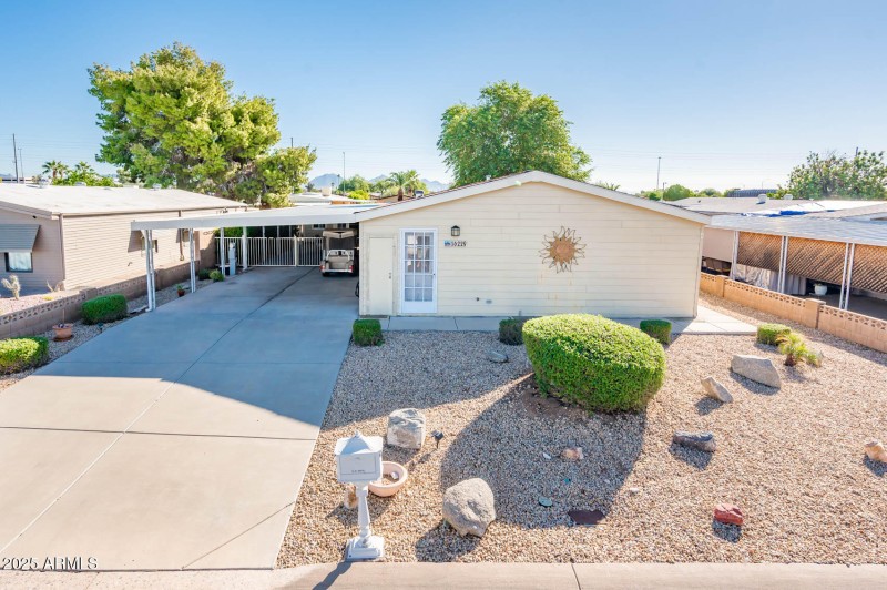 16229 N 35th Pl - MLS-2