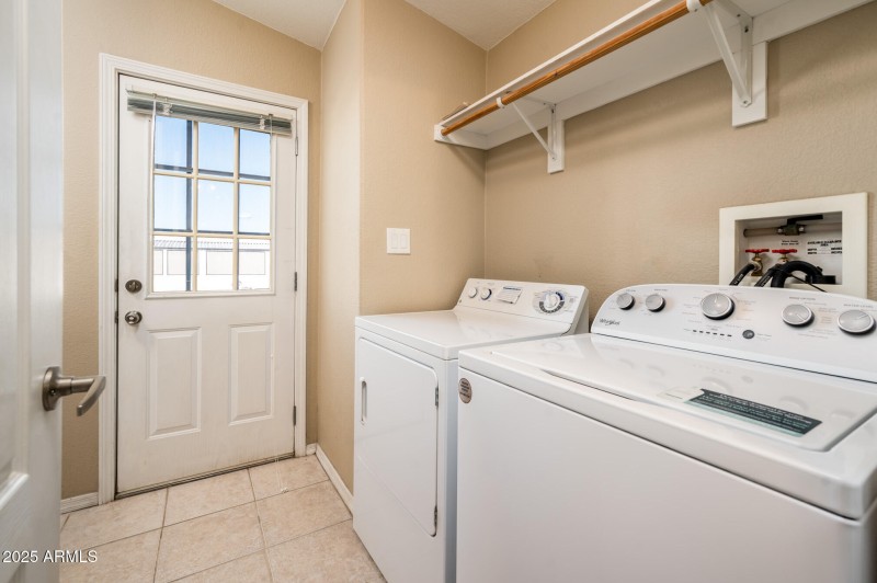 16229 N 35th Pl - MLS-34