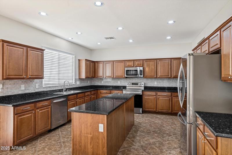 25686 N Sandstone Way-17