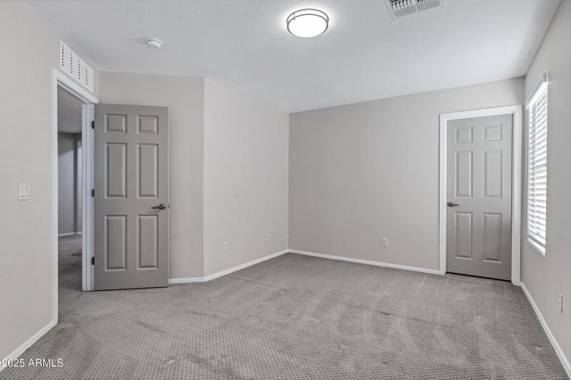 25686 N Sandstone Way-32