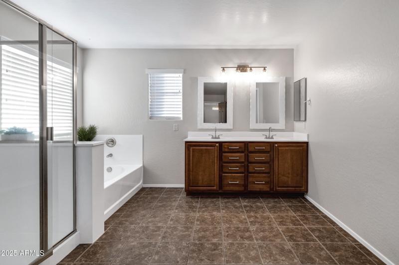 25686 N Sandstone Way-41