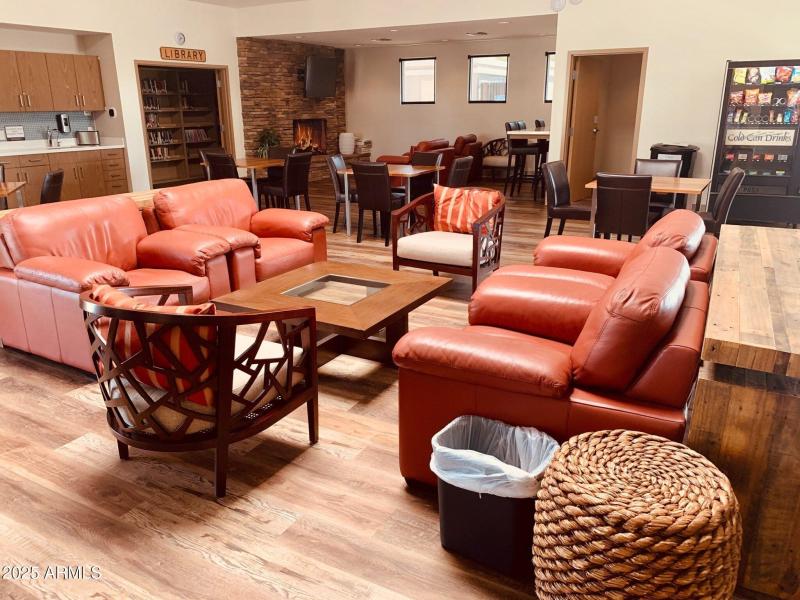 5-Landings-interior-2048x1536