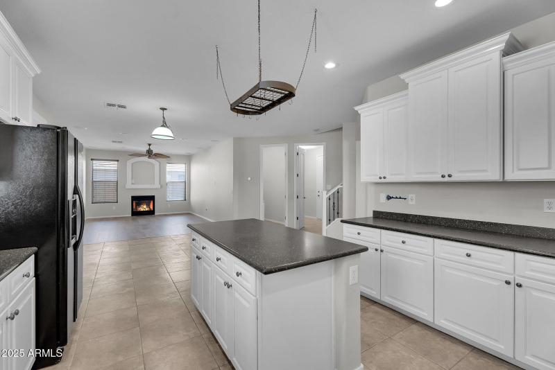 010_14-web-or-mls-oak_rd-12_470