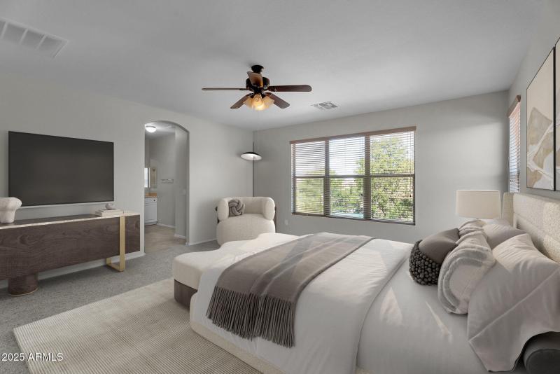 016_master_bedroom_746