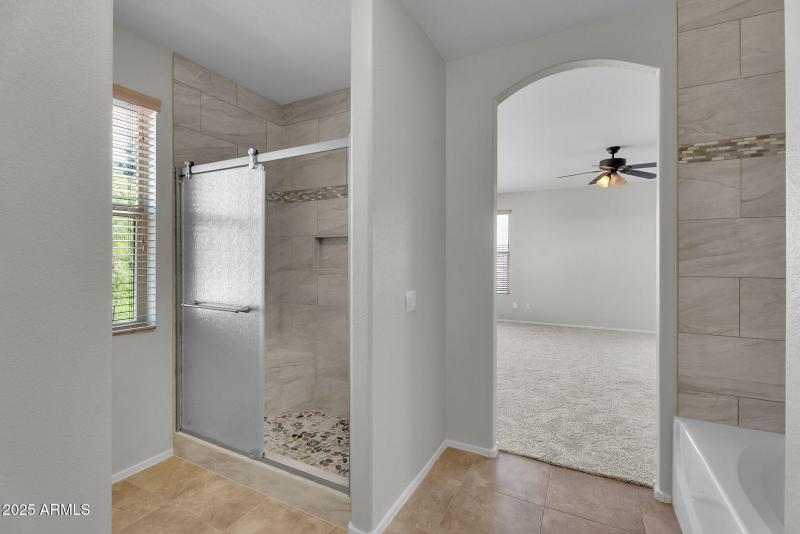 021_25-web-or-mls-oak_rd-41_321