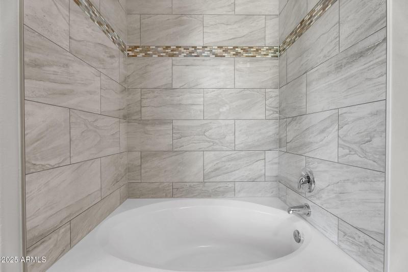 022_24-web-or-mls-oak_rd-40_370