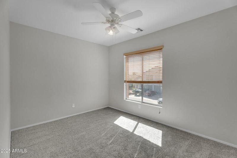 029_31-web-or-mls-oak_rd-24_31