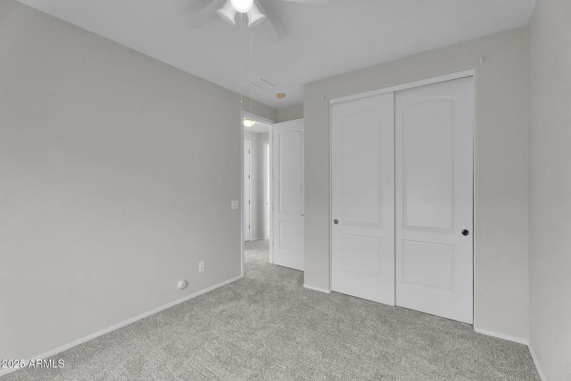 031_34-web-or-mls-oak_rd-29_470