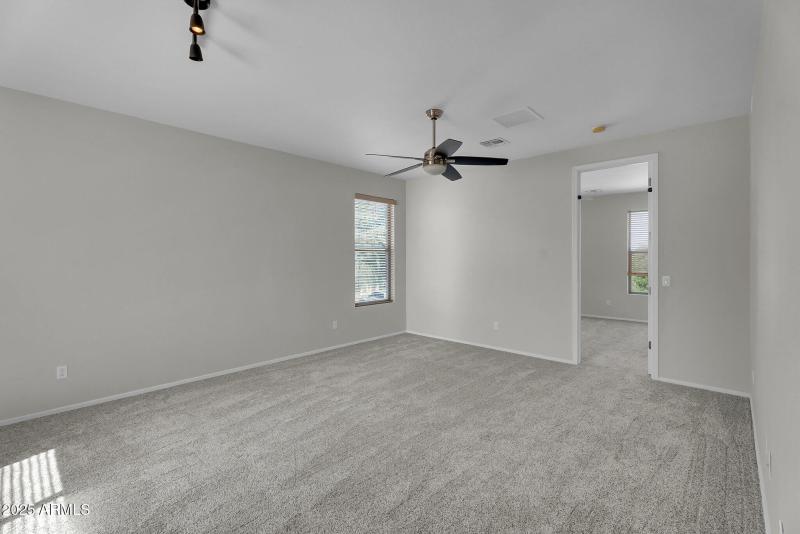 032_35-web-or-mls-oak_rd-30_799