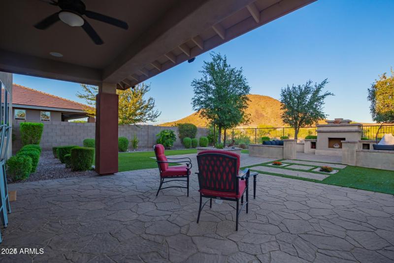 32185 N 129th Ave Porch