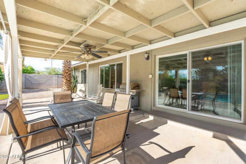 24) 63672-68f710b867192