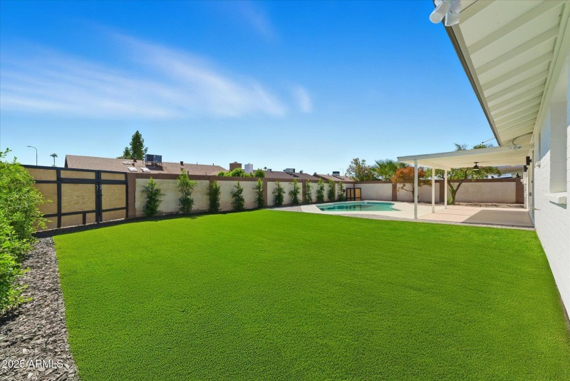 25-023-rear-exterior