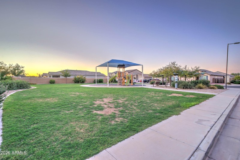 35587 N Donovan Dr-45