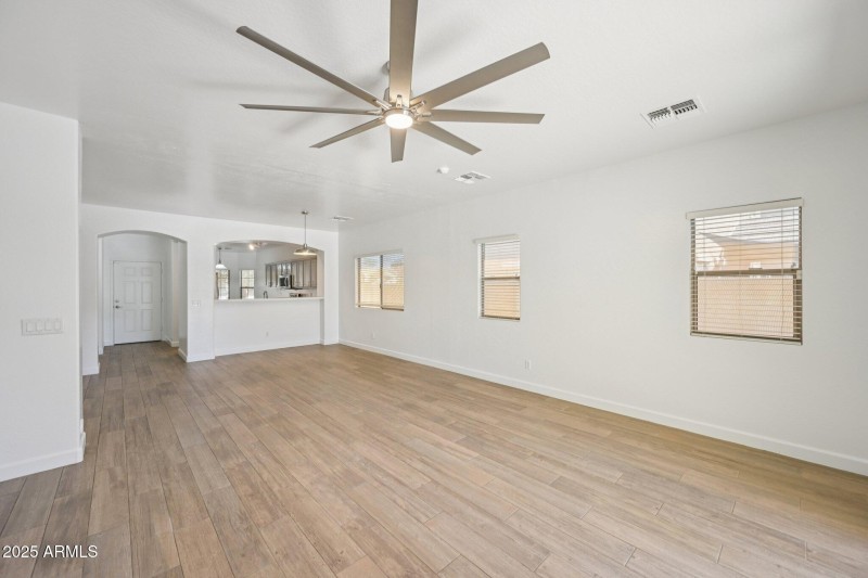 10-web-or-mls-W Cocopah St-S2110-010