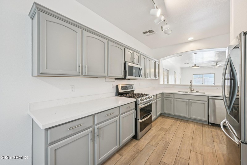 17-web-or-mls-W Cocopah St-S2110-017