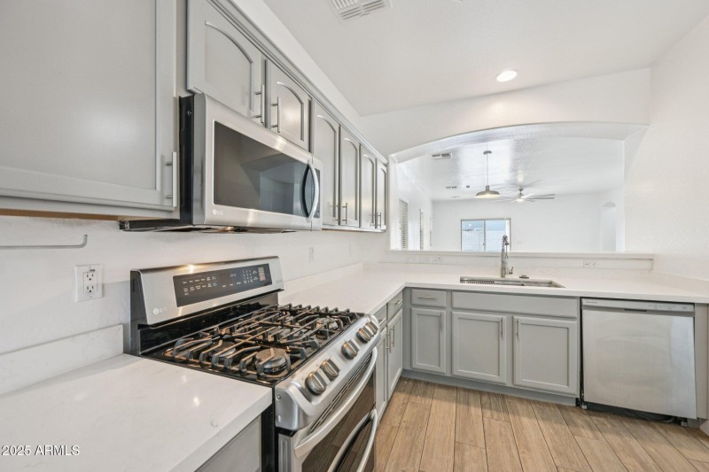 19-web-or-mls-W Cocopah St-S2110-019